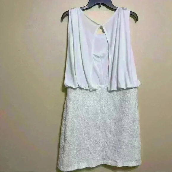 Scarlett Nite Ivory Sleeveless Layered Dress Flowy Top Fitted Lace Skirt Lined - Picture 3 of 11